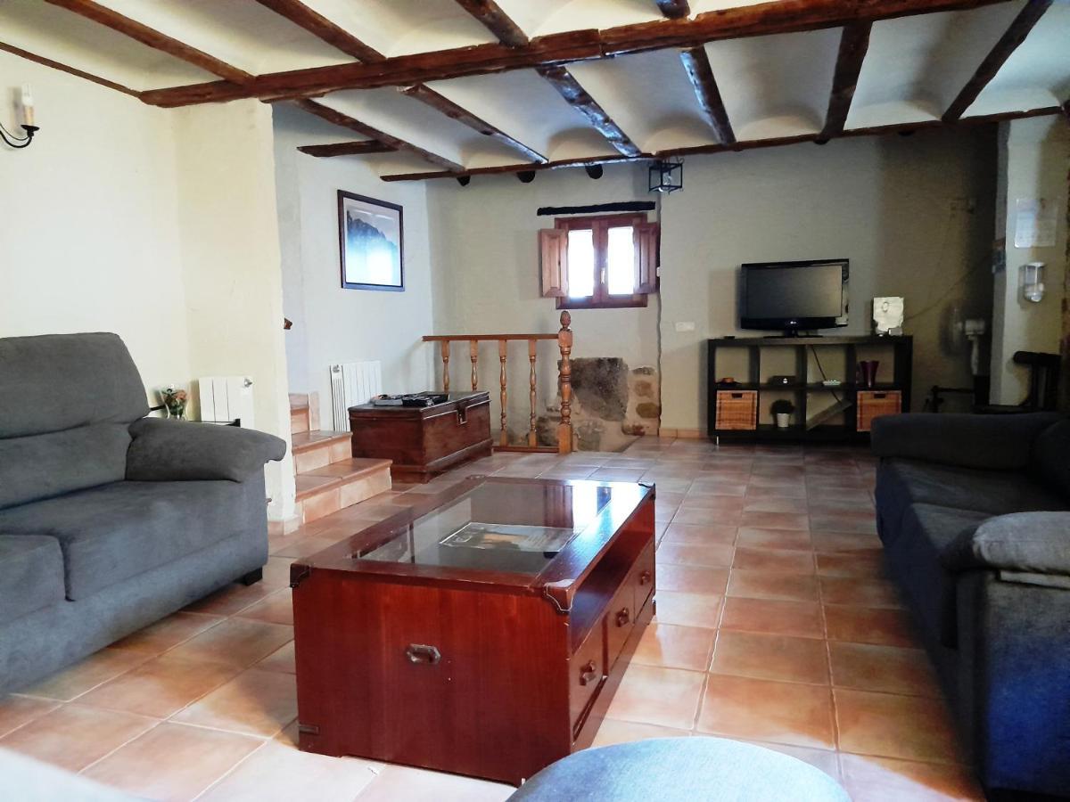 Affittacamere Casa Leandron Murillo de Gállego Esterno foto