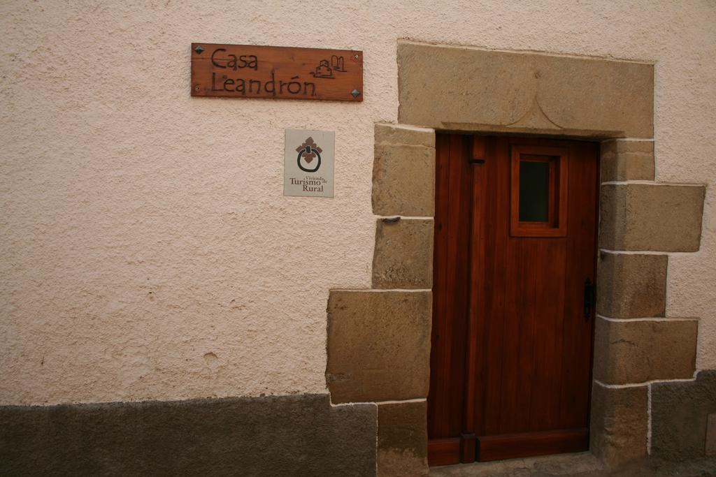 Affittacamere Casa Leandron Murillo de Gállego Esterno foto